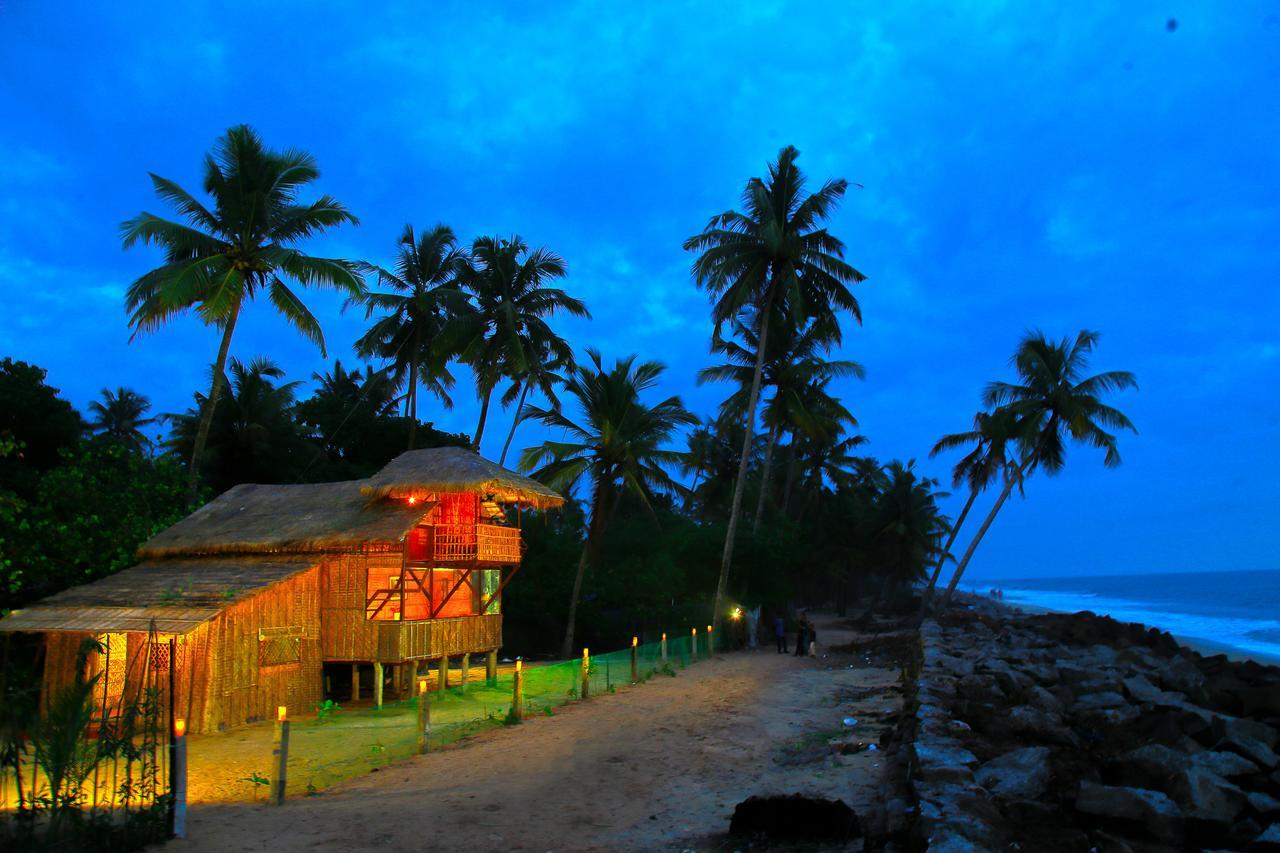 Colonels Beach Villa Alappuzha エクステリア 写真