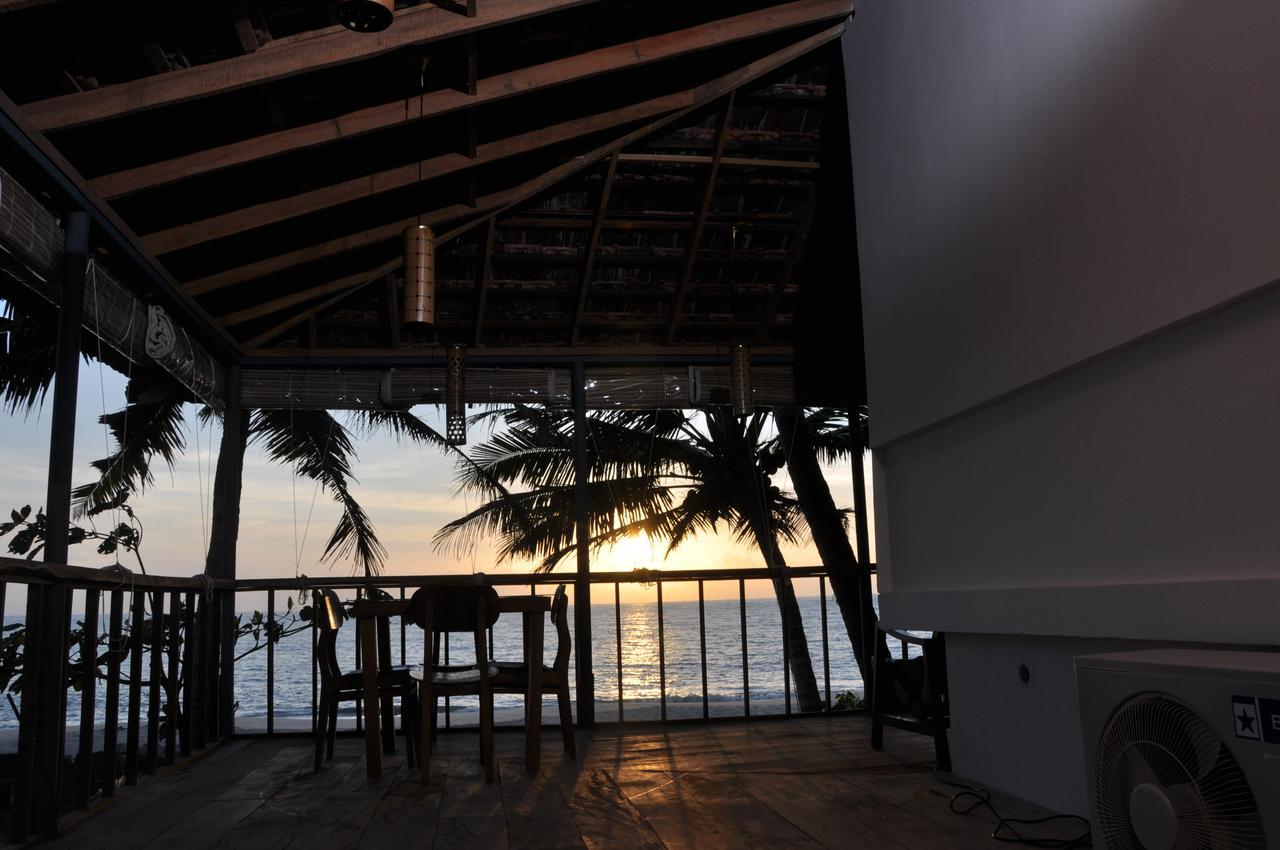 Colonels Beach Villa Alappuzha エクステリア 写真