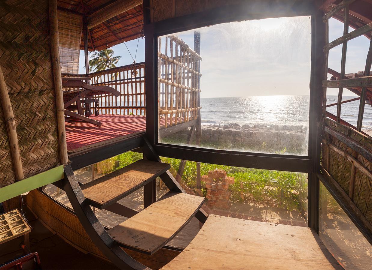 Colonels Beach Villa Alappuzha エクステリア 写真