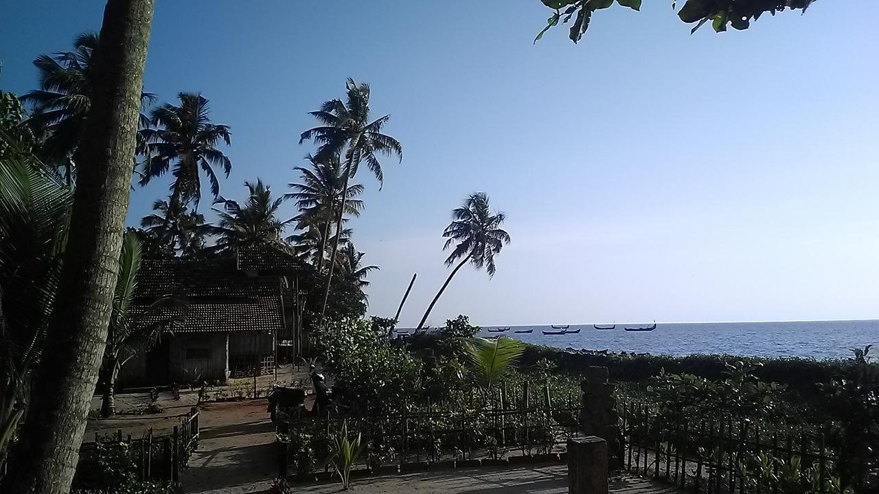 Colonels Beach Villa Alappuzha エクステリア 写真